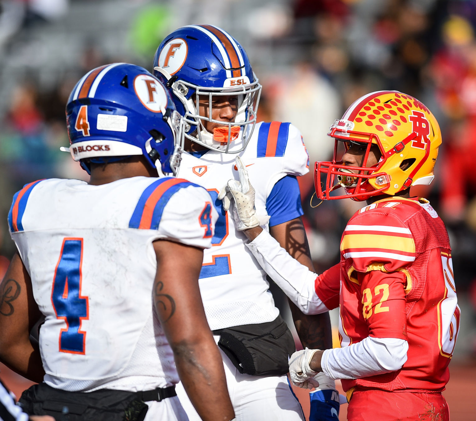 110919-mda-spt-rocky-football-038a.jpg